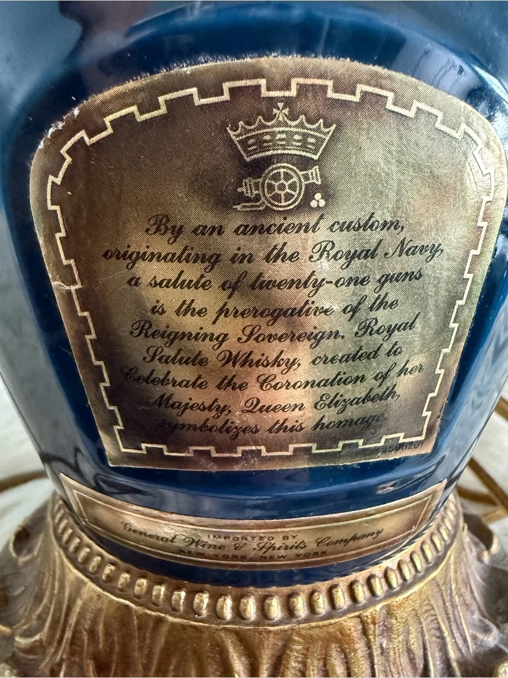 N/A vintage royal